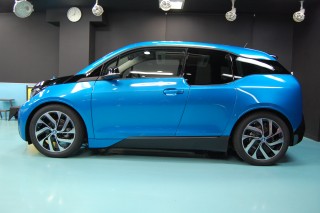 BMWi3ガラスコーティング画像