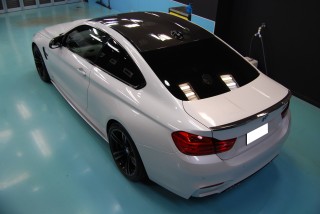 BMWM4ガラスコーティング画像