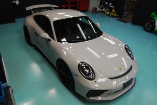 ポルシェGT3ガラスコート画像